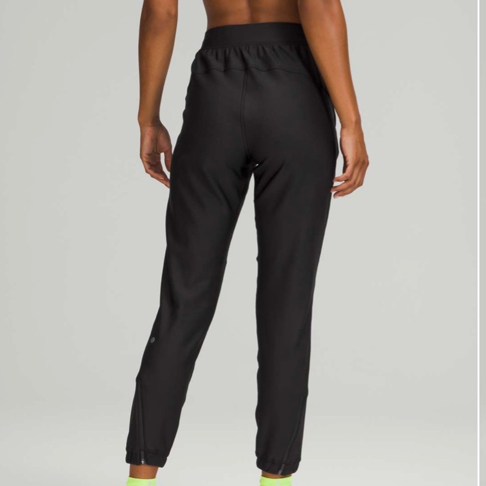 Lululemon Adapted State High-Rise Tech Fleece Joggers Size 10 Black